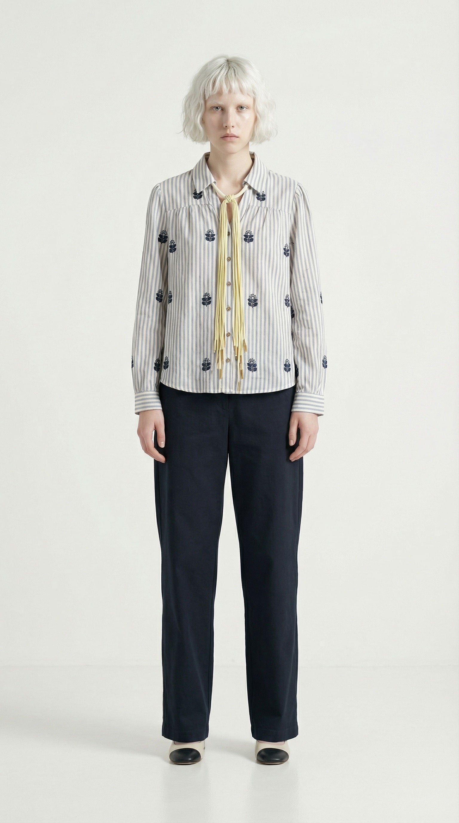 Camicia ricamo fiore